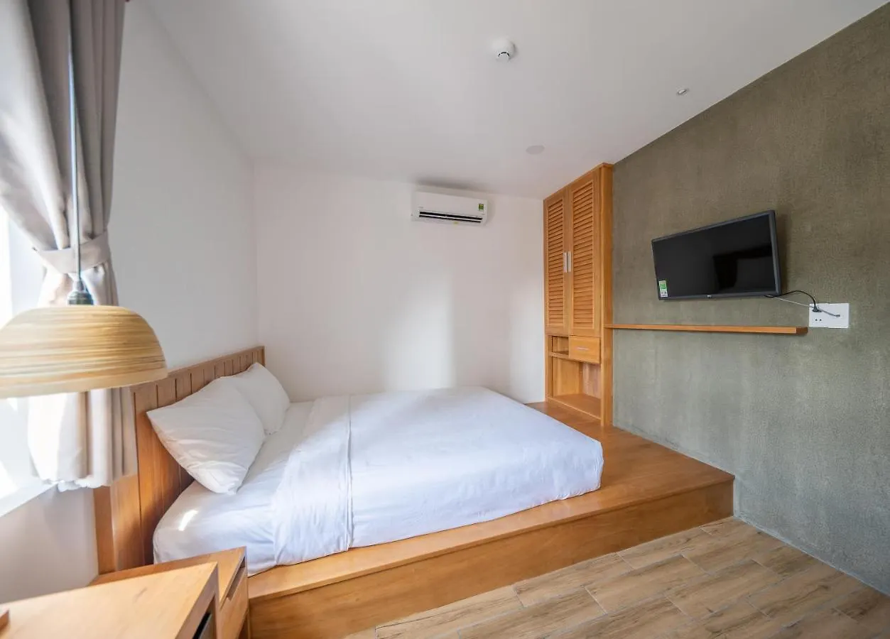 Coast House Boutique Hotel Nha Trang 3*,